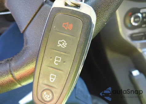 2014 Ford Focus Titanium from USA, damaged, VIN 1FADP3N27EL398568